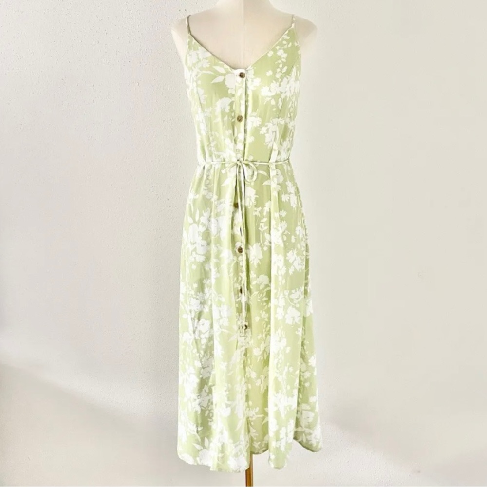 NWOT floral dress